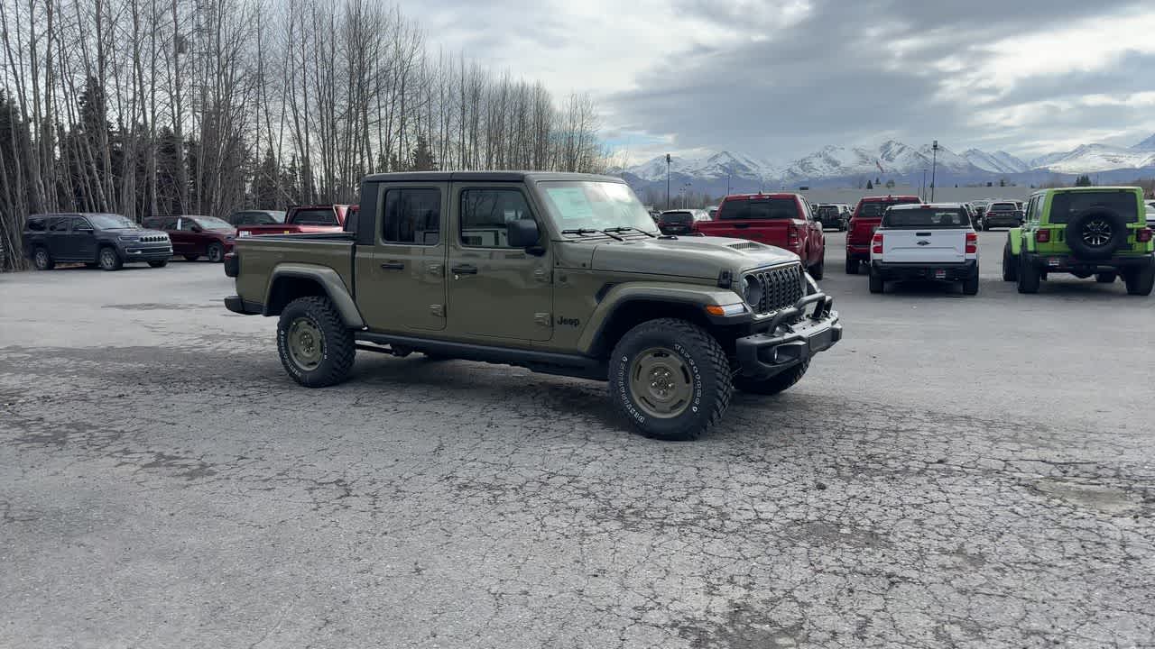 Thumbnail: 2026 Jeep Gladiator - 2