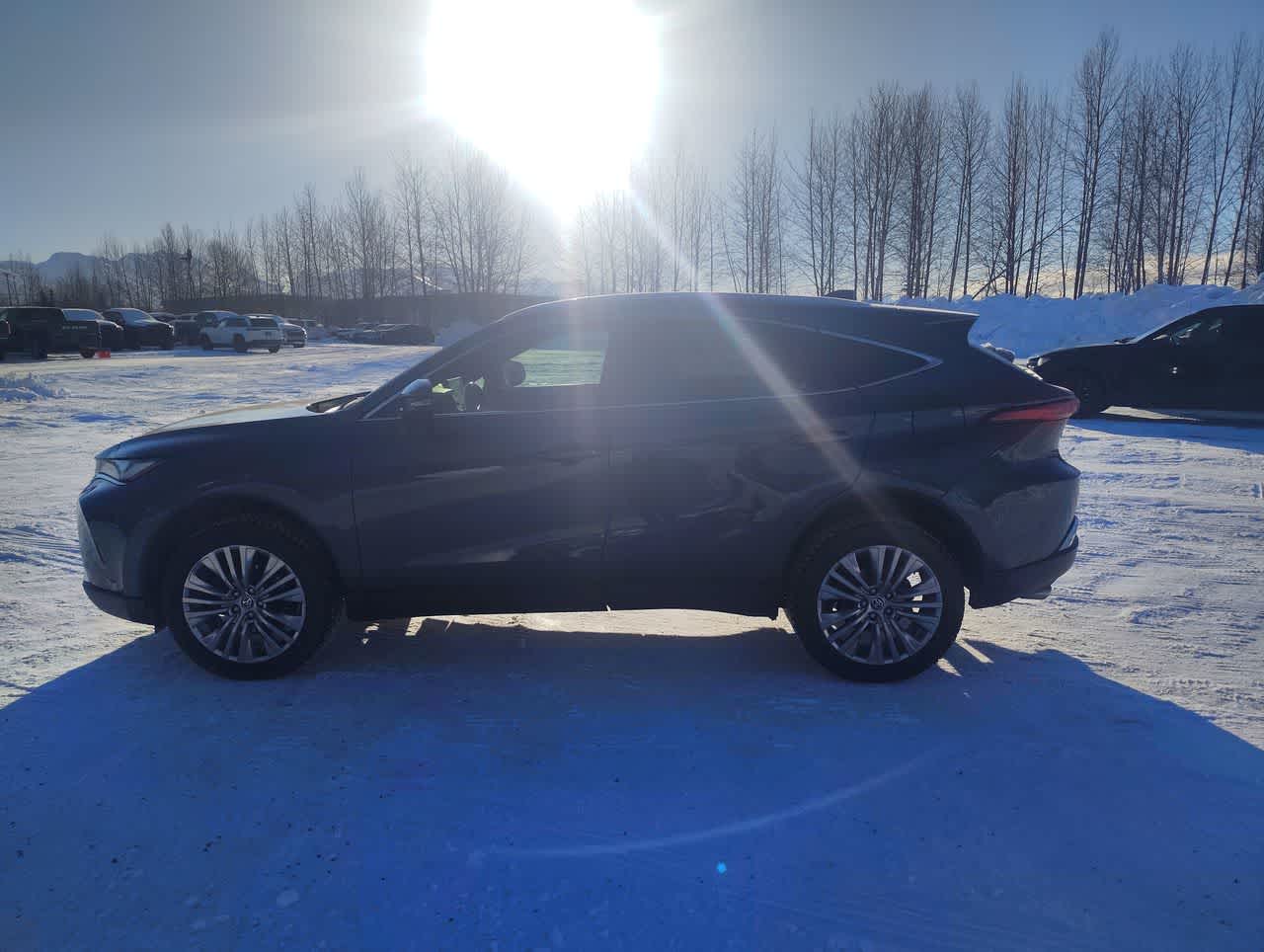 Thumbnail: 2022 Toyota Venza - 5