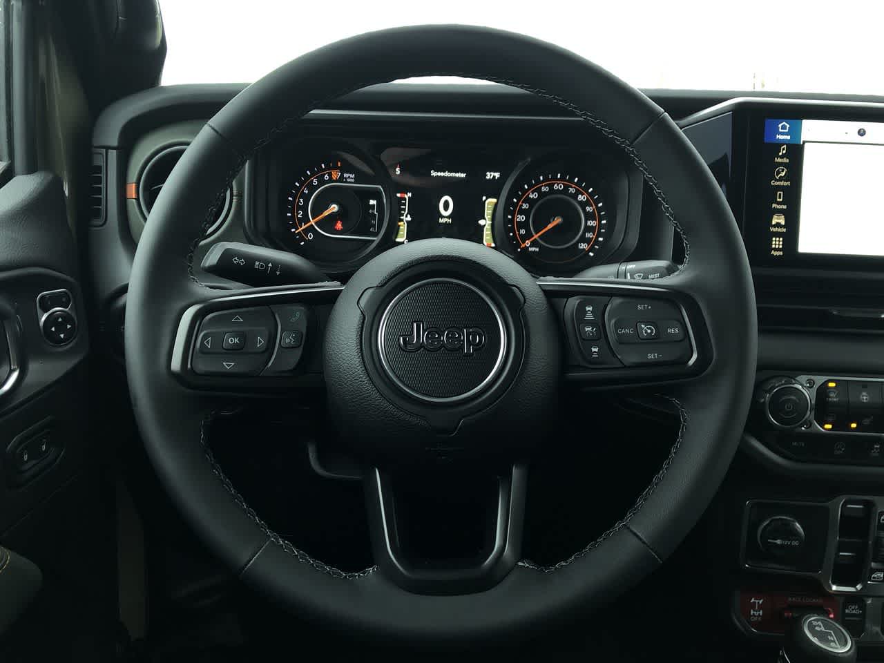 Thumbnail: 2025 Jeep Gladiator - 25