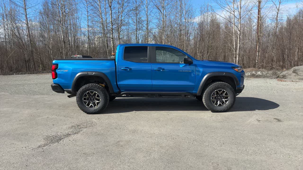 Thumbnail: 2024 Chevrolet Colorado - 16