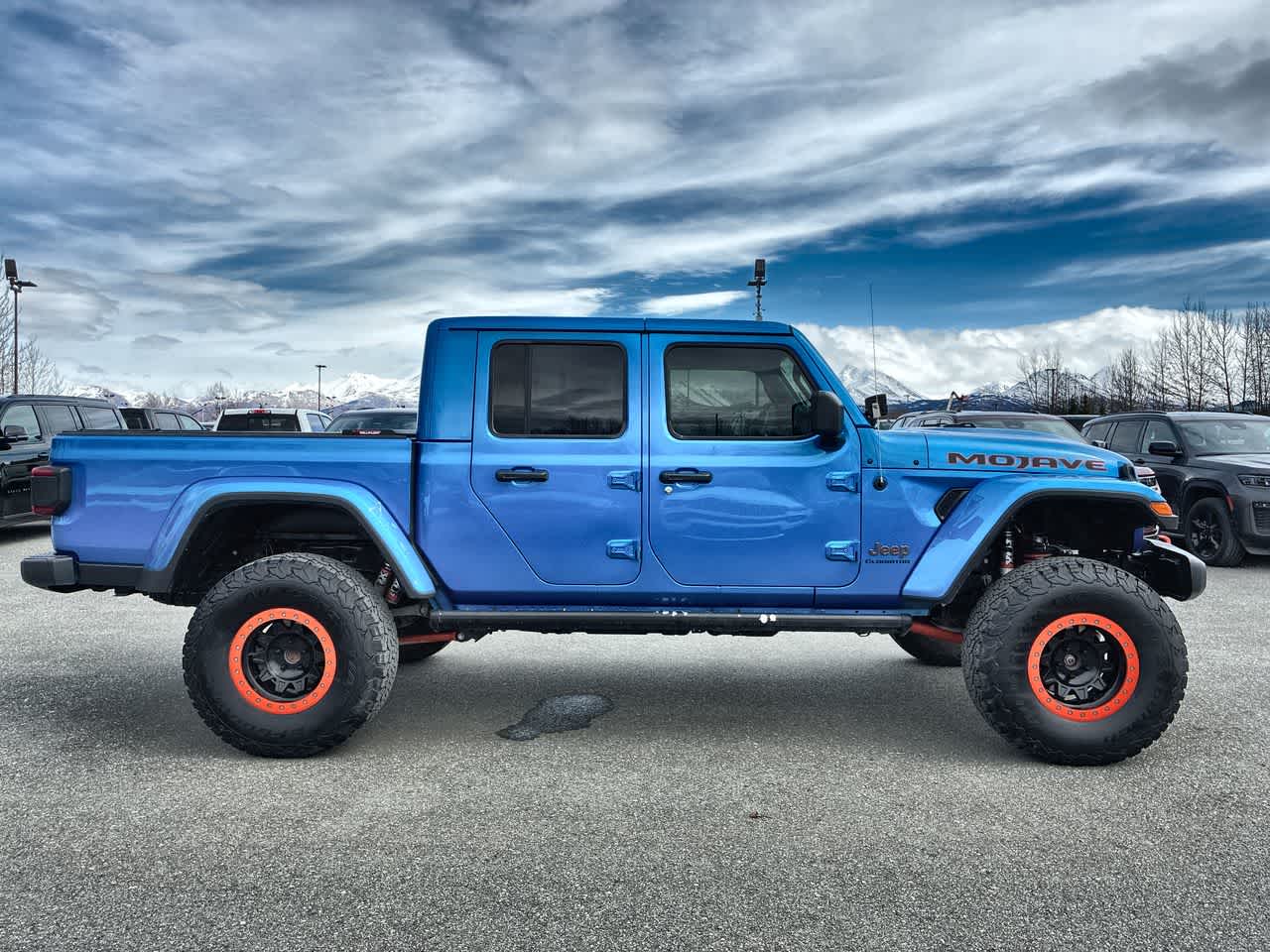 Thumbnail: 2022 Jeep Gladiator - 9