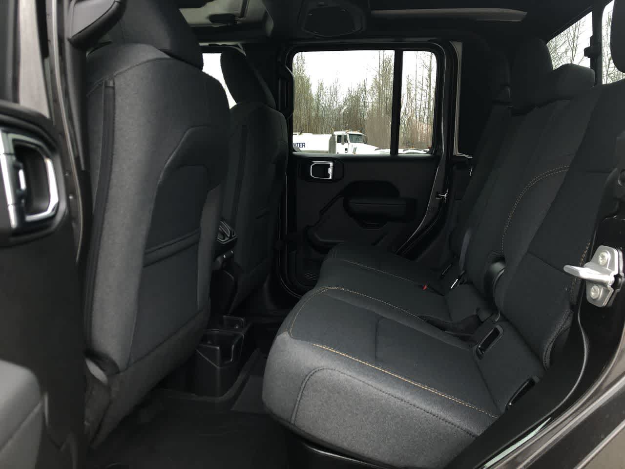 Thumbnail: 2025 Jeep Gladiator - 22