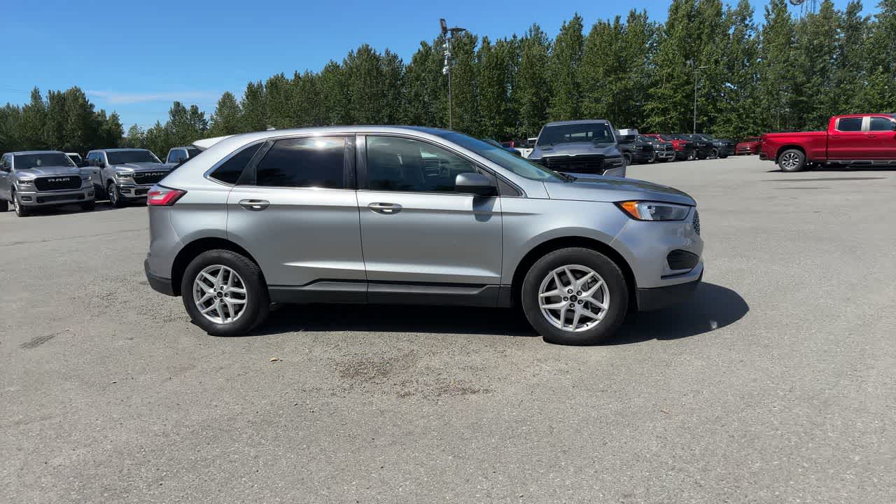 Thumbnail: 2024 Ford Edge - 17