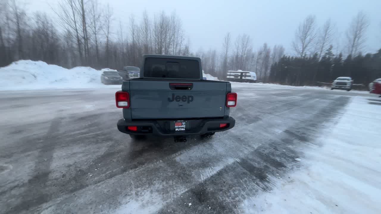 Thumbnail: 2026 Jeep Gladiator - 12