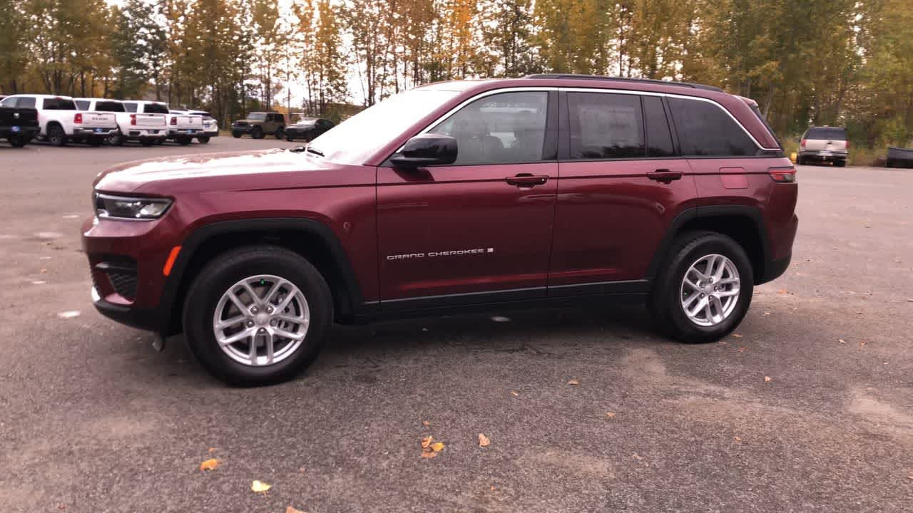 Thumbnail: 2025 Jeep Grand Cherokee - 7