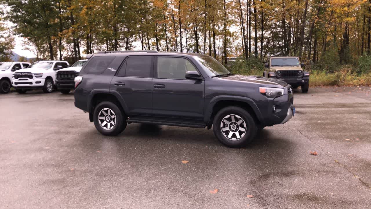 Thumbnail: 2024 Toyota 4Runner - 17