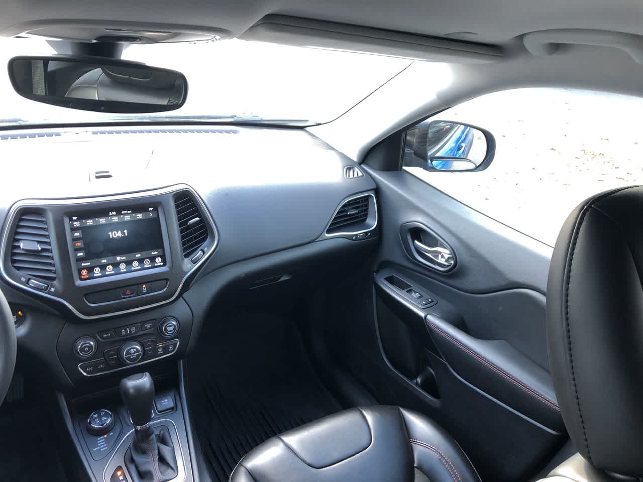 Thumbnail: 2022 Jeep Cherokee - 19