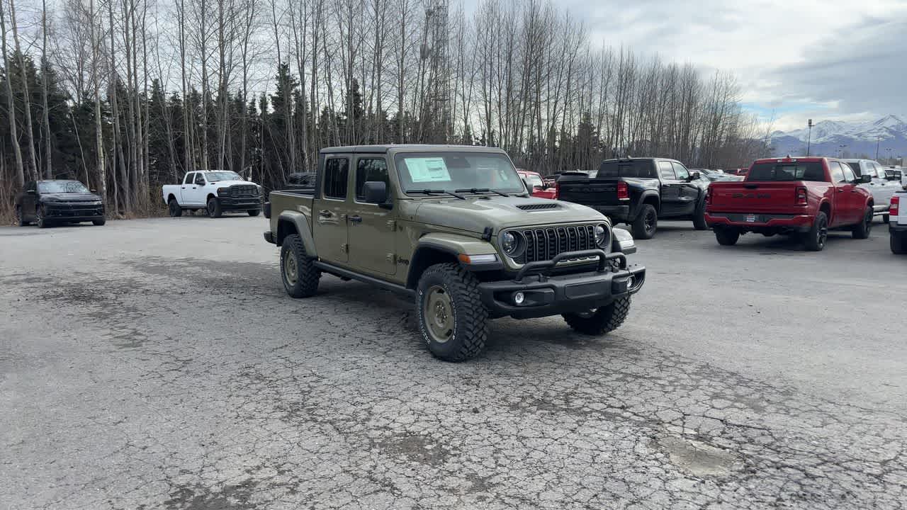 Thumbnail: 2026 Jeep Gladiator - 3