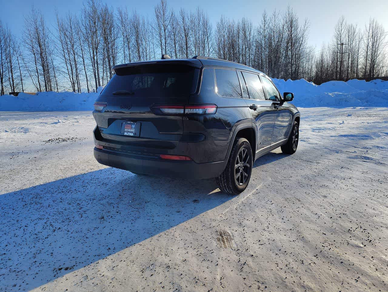 Thumbnail: 2024 Jeep Grand Cherokee L - 8