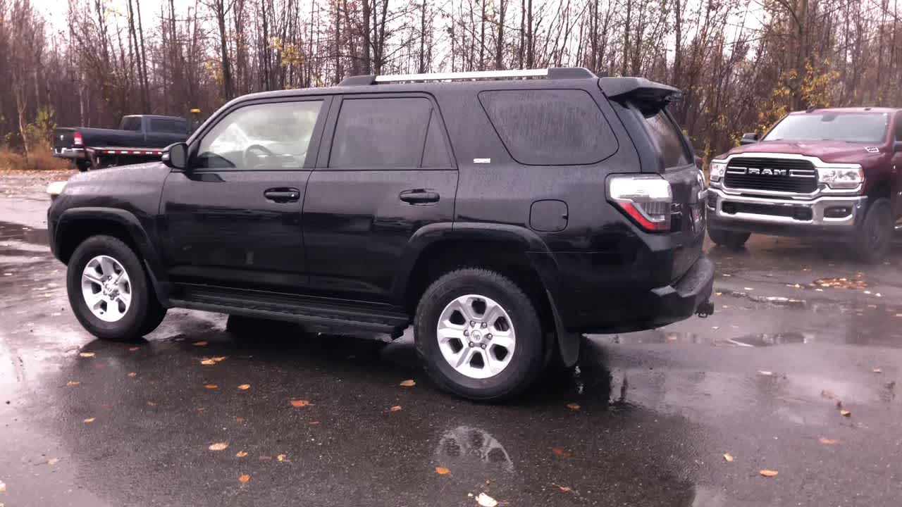 Thumbnail: 2024 Toyota 4Runner - 9