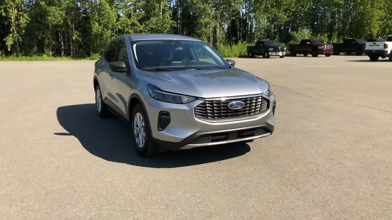 2024 Ford Escape Active photo 2