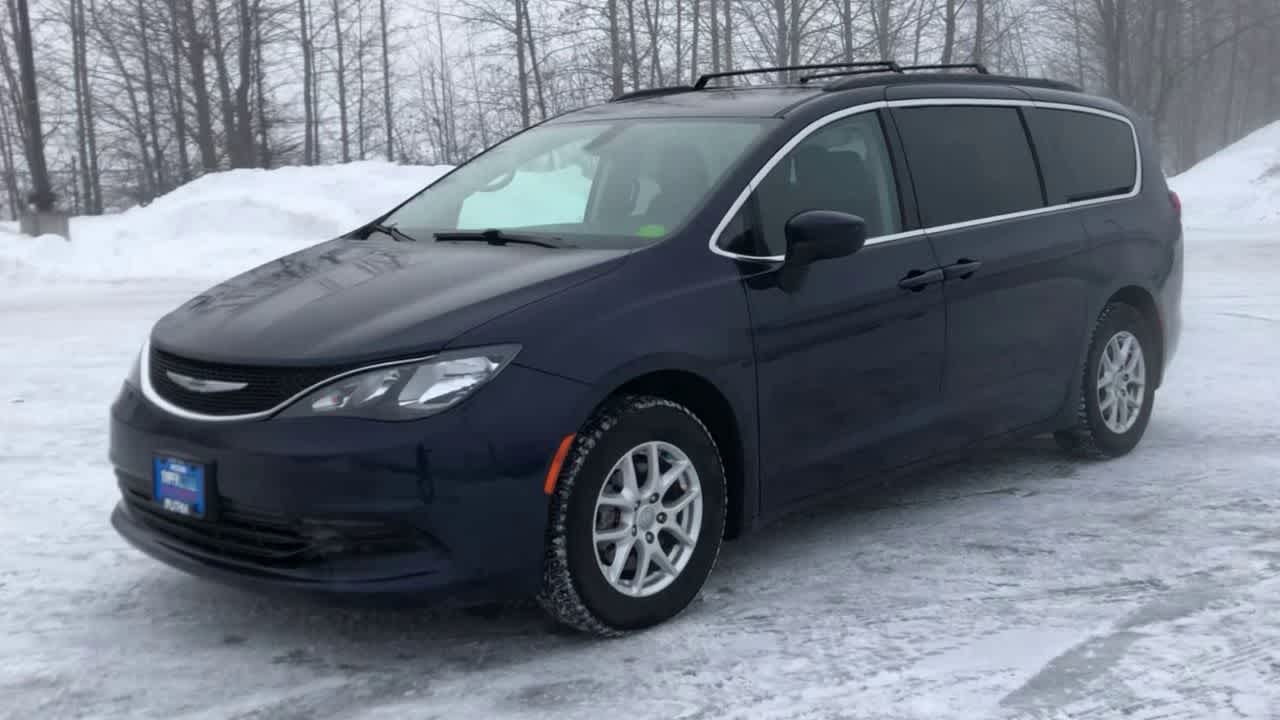 Thumbnail: 2020 Chrysler Voyager - 6