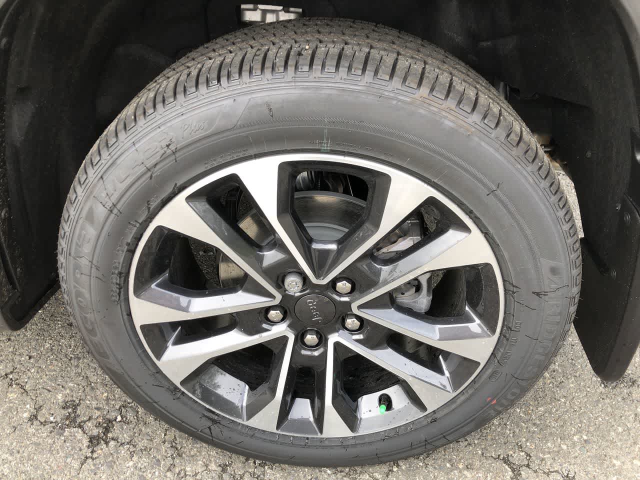 Thumbnail: 2025 Jeep Grand Cherokee - 21