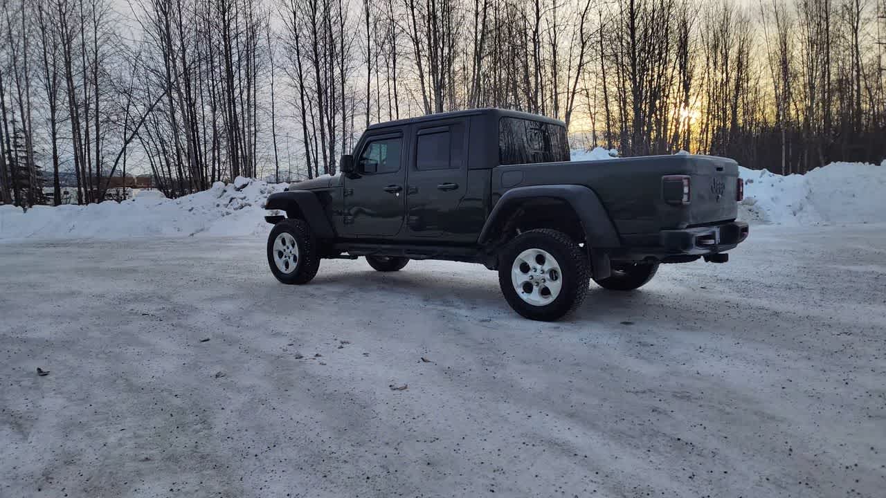 Thumbnail: 2021 Jeep Gladiator - 10