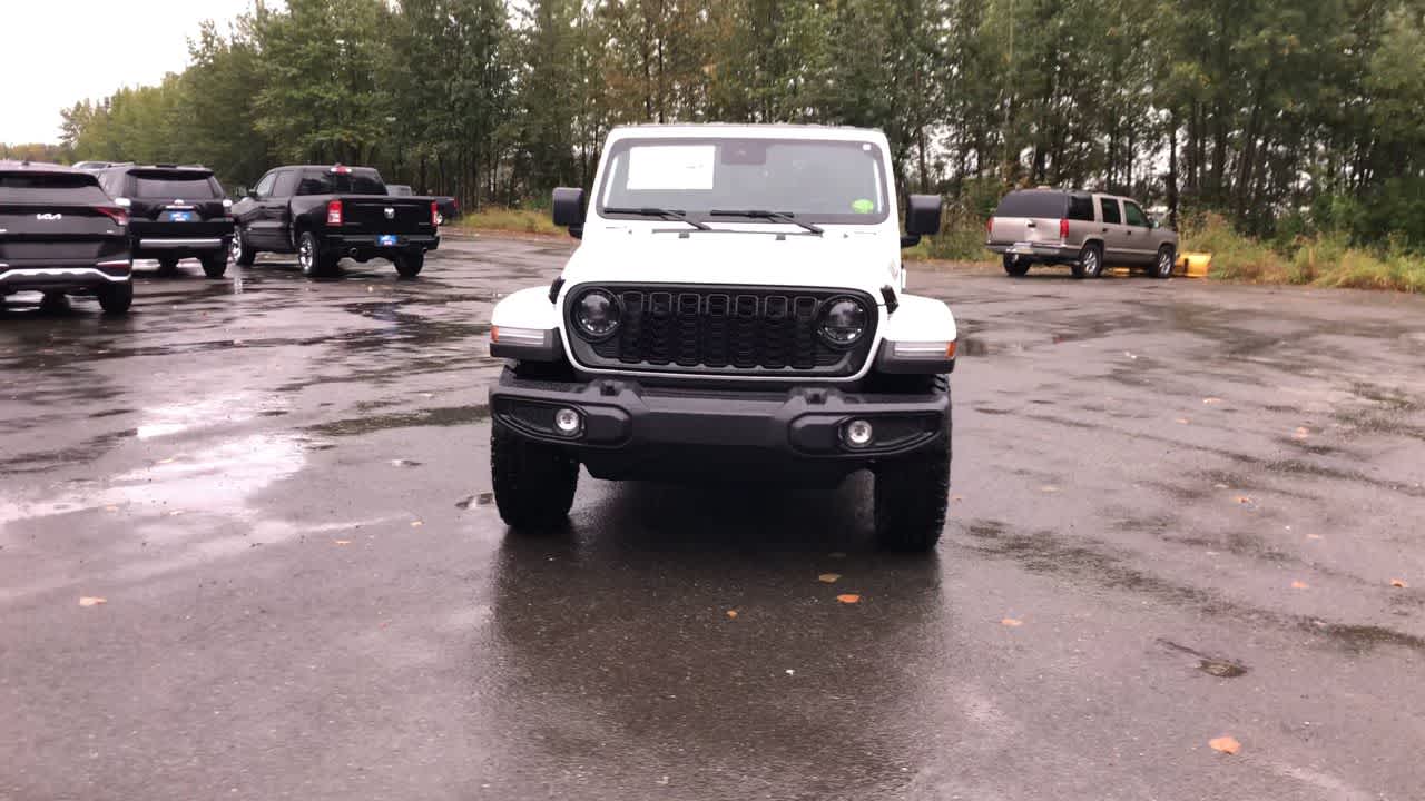 Thumbnail: 2025 Jeep Gladiator - 5