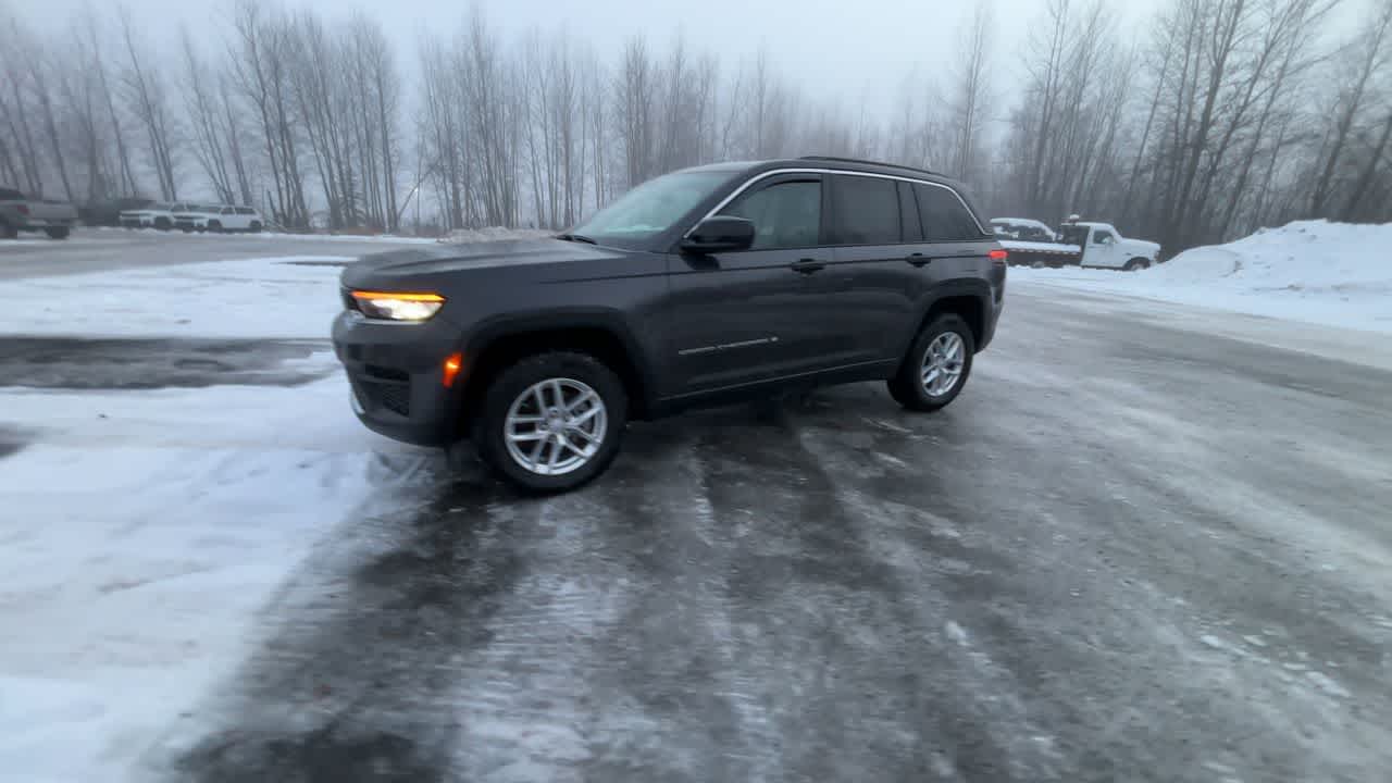 Thumbnail: 2024 Jeep Grand Cherokee - 7