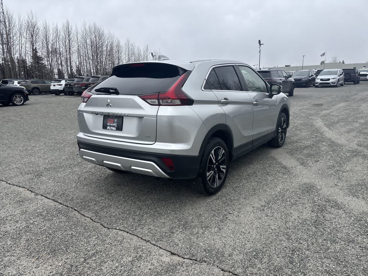 Thumbnail: 2024 Mitsubishi Eclipse Cross - 8