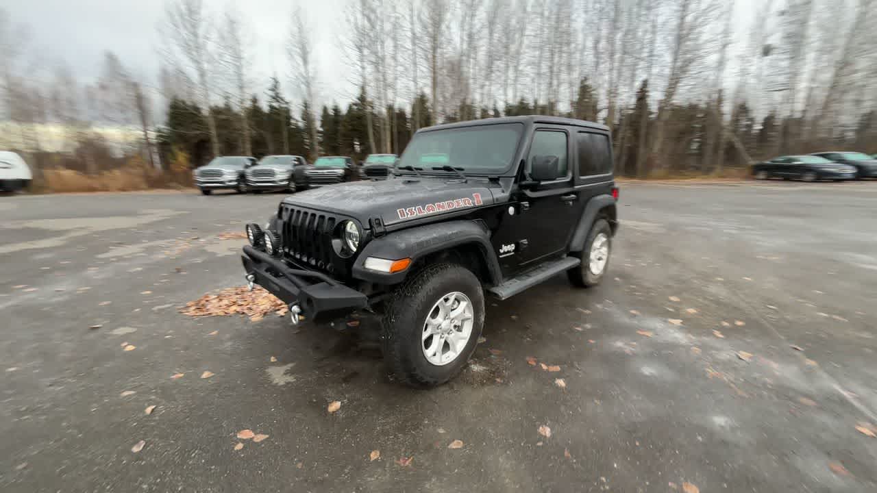Thumbnail: 2021 Jeep Wrangler - 6