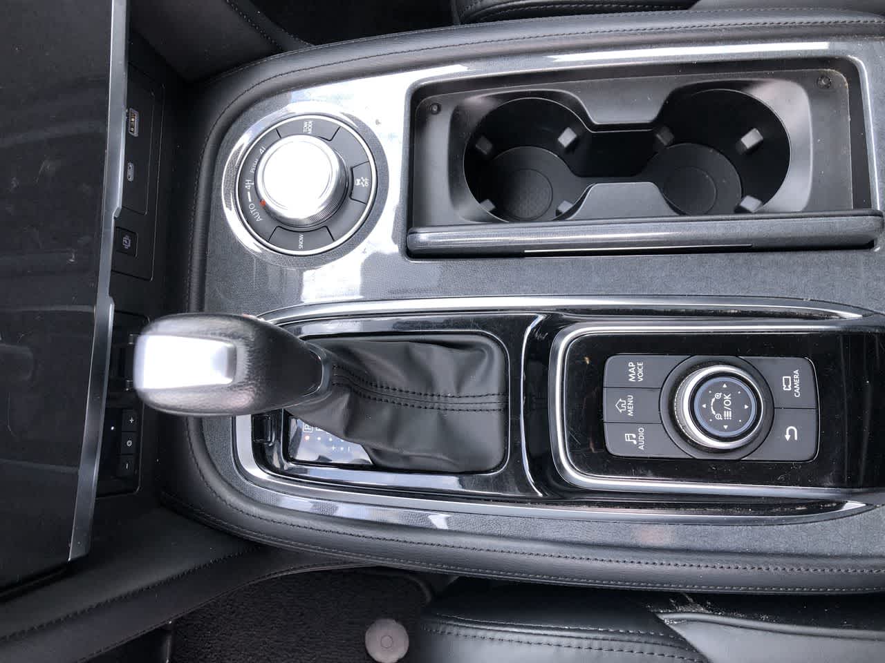 Thumbnail: 2023 Nissan Armada - 26