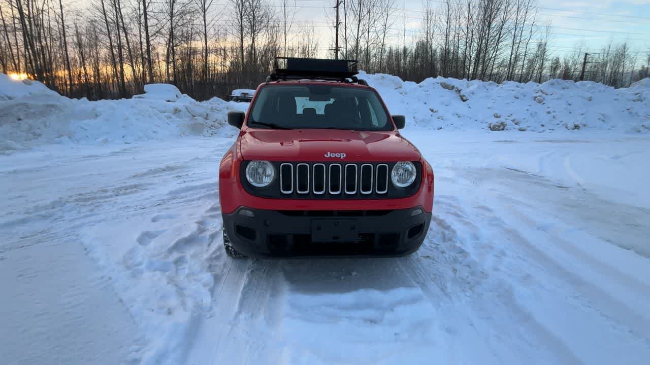 Thumbnail: 2017 Jeep Renegade - 4