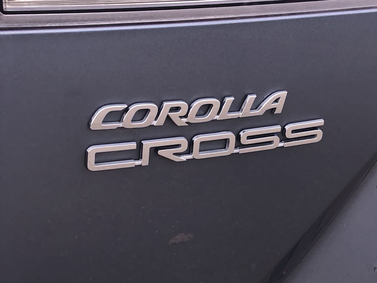 Thumbnail: 2023 Toyota Corolla Cross - 18
