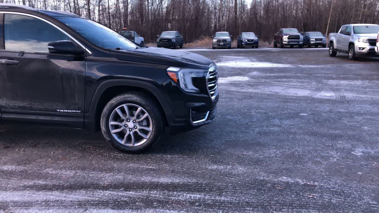 Thumbnail: 2024 GMC Terrain - 17