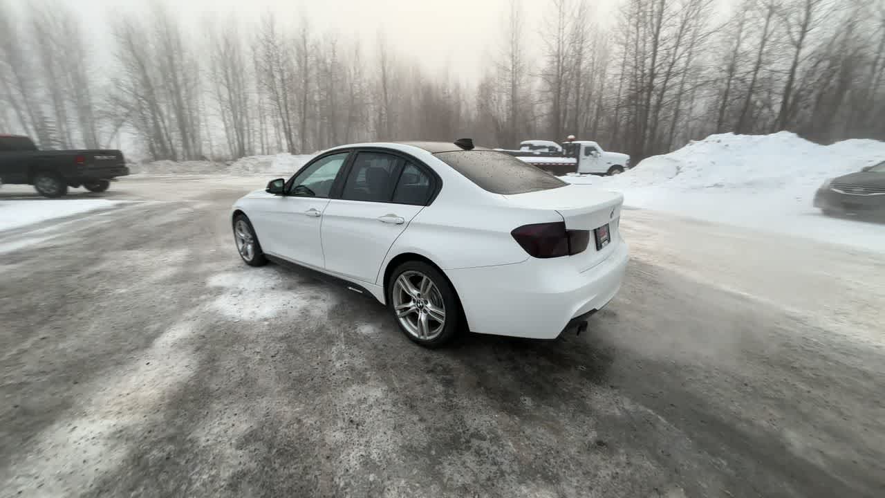 Thumbnail: 2013 BMW 3 Series - 10