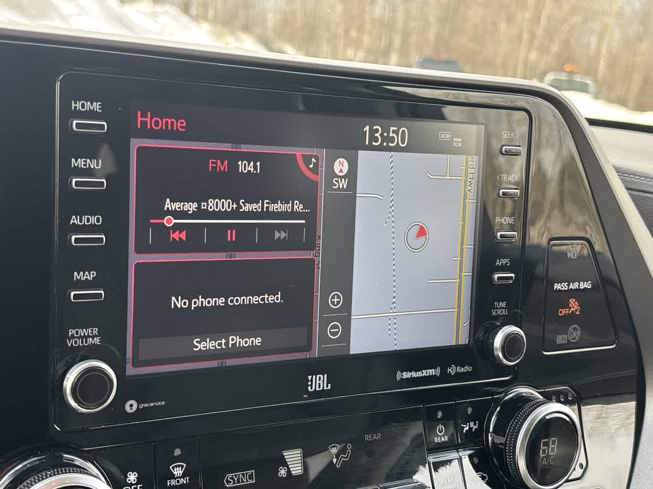 Thumbnail: 2021 Toyota Highlander - 17