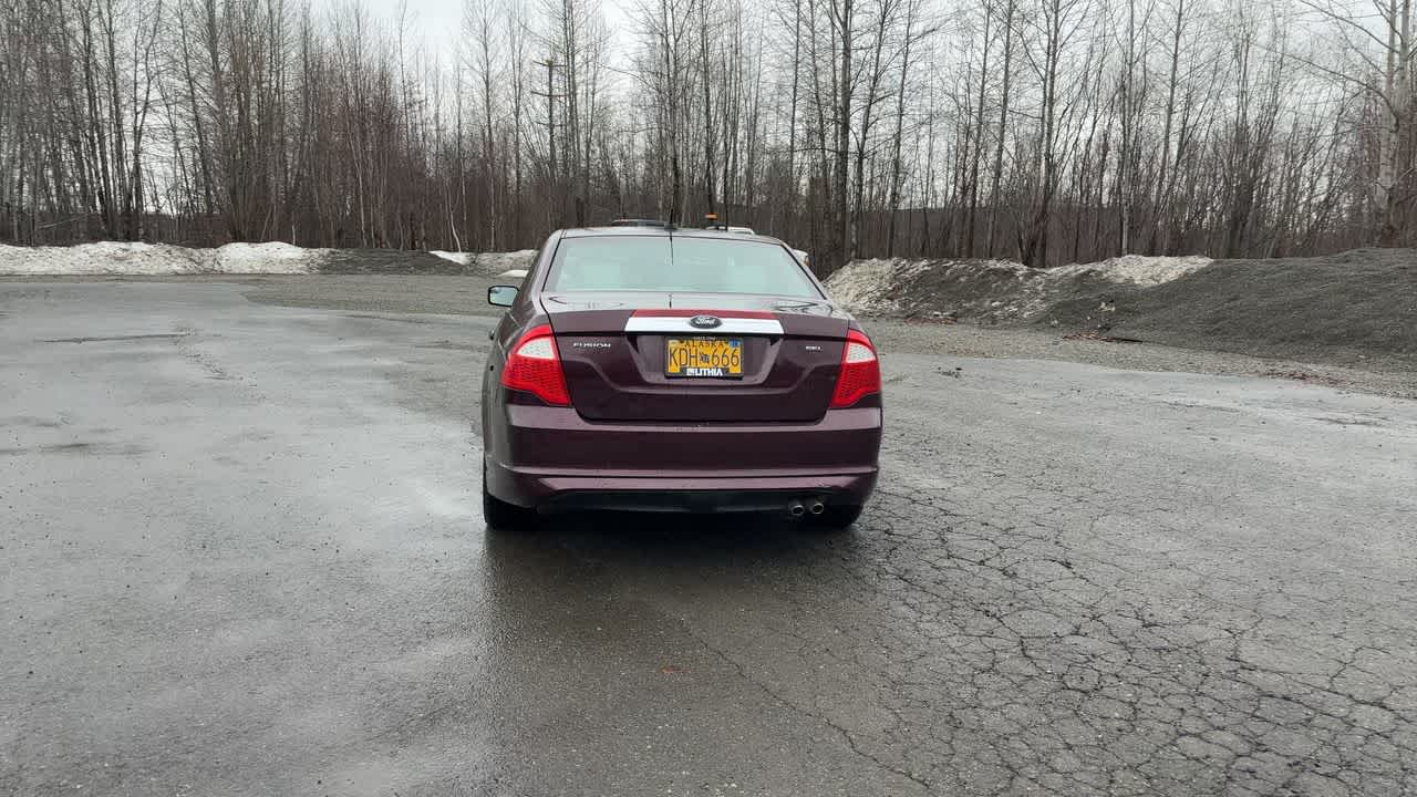 Thumbnail: 2011 Ford Fusion - 12