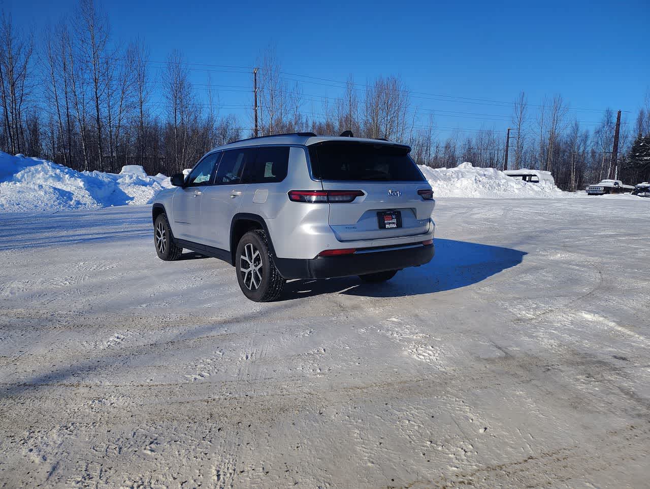 Thumbnail: 2023 Jeep Grand Cherokee L - 7