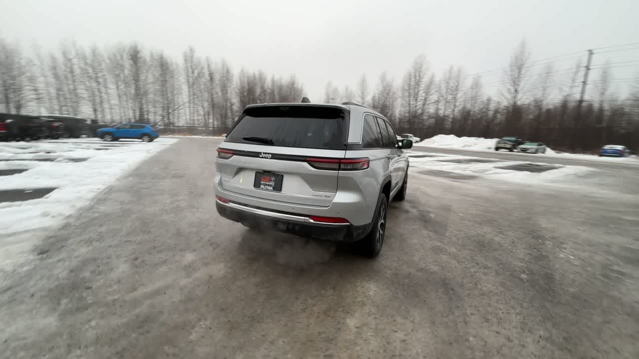 Thumbnail: 2025 Jeep Grand Cherokee - 13