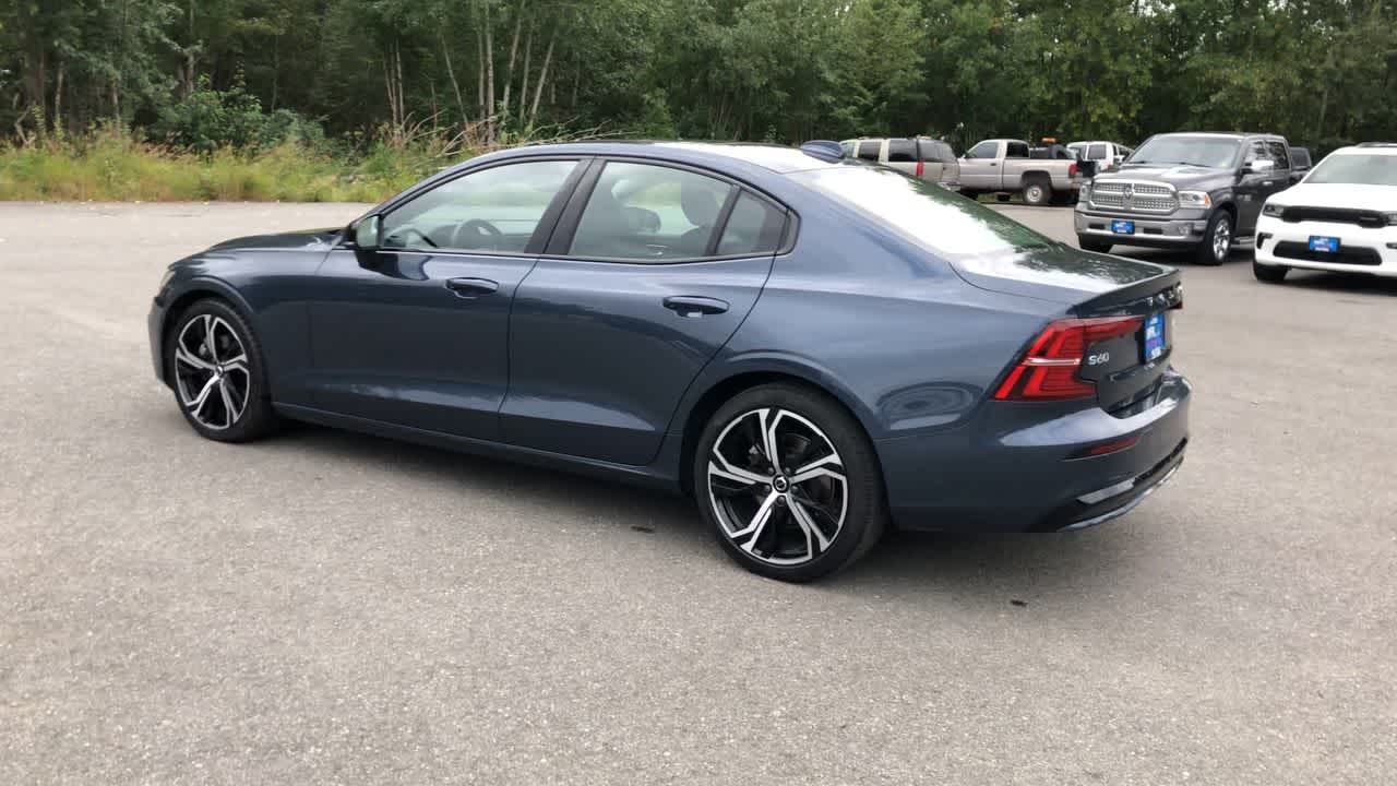 Thumbnail: 2024 Volvo S60 - 9