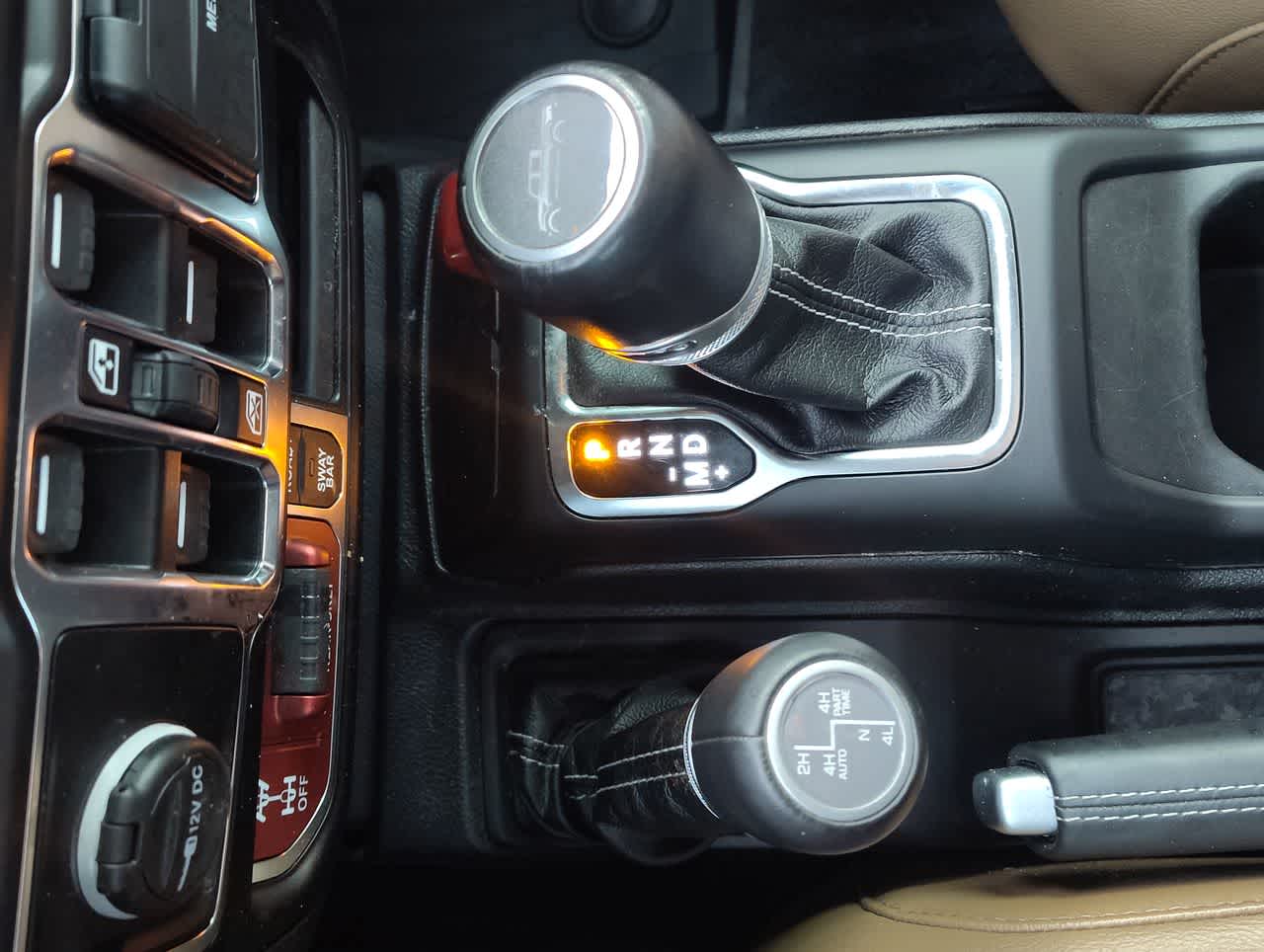 Thumbnail: 2021 Jeep Gladiator - 27