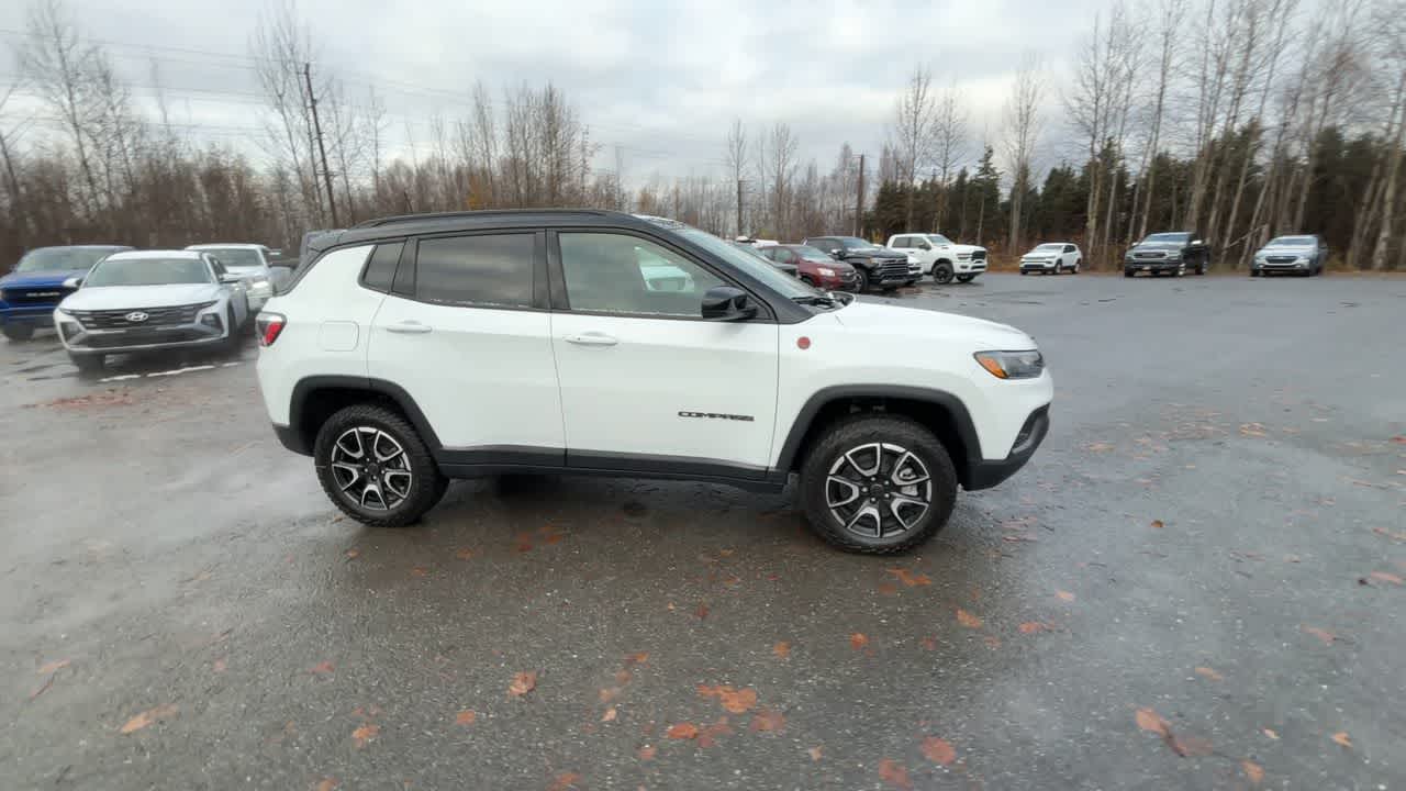 Thumbnail: 2026 Jeep Compass - 17