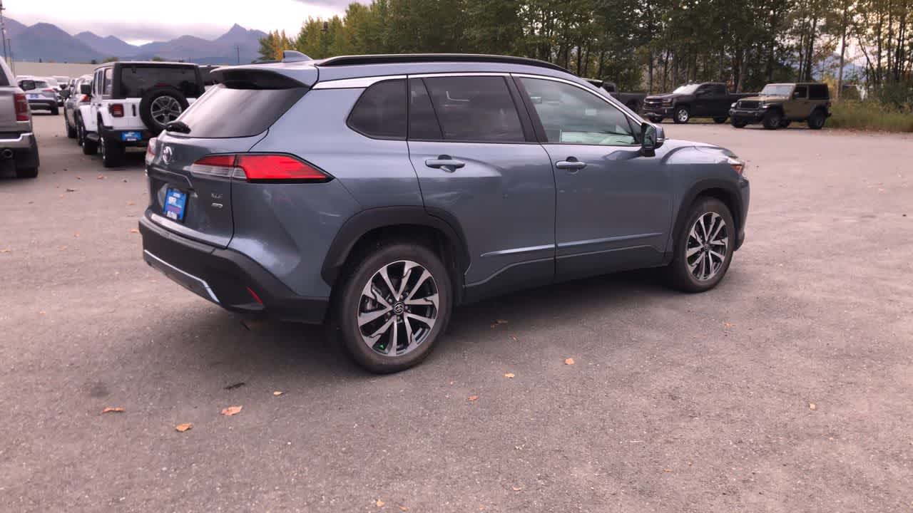 Thumbnail: 2023 Toyota Corolla Cross - 15