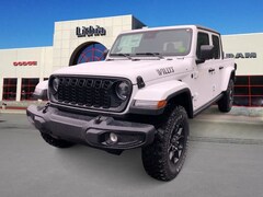 2025 Jeep Gladiator WILLYS 4X4 Pickup