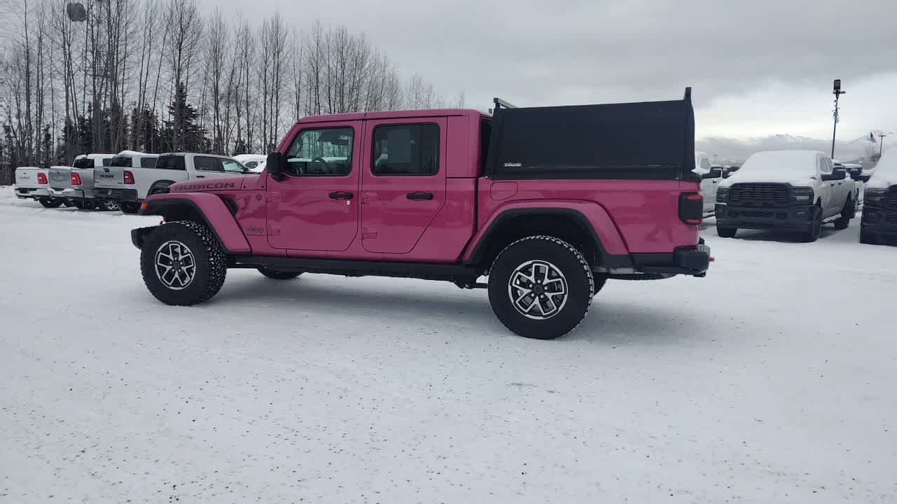 Thumbnail: 2024 Jeep Gladiator - 9