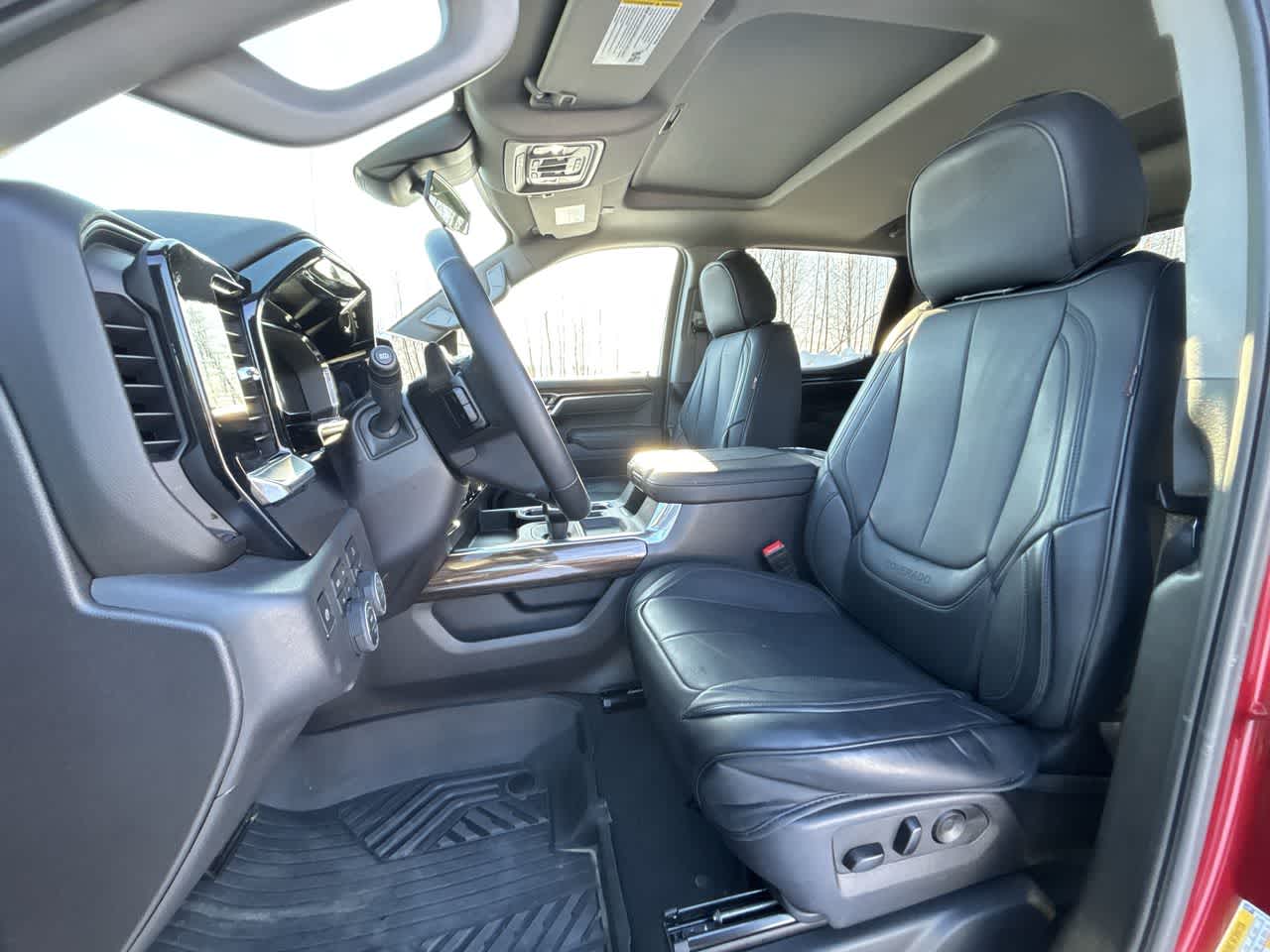 Thumbnail: 2025 Chevrolet Silverado 1500 - 14