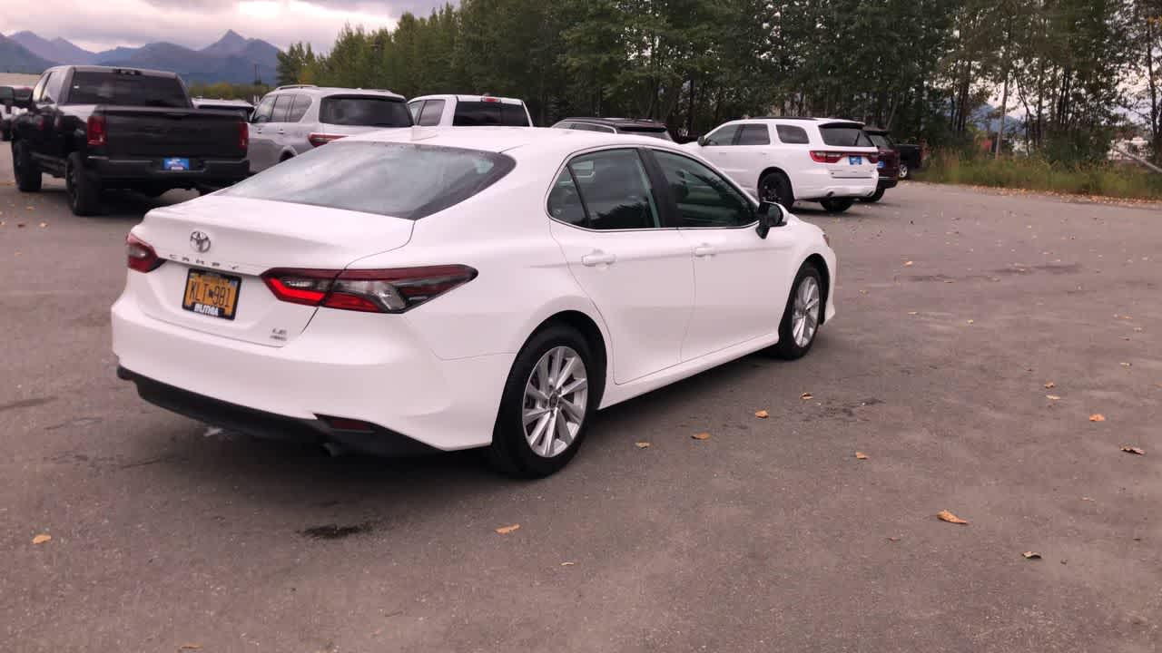 Thumbnail: 2024 Toyota Camry - 13