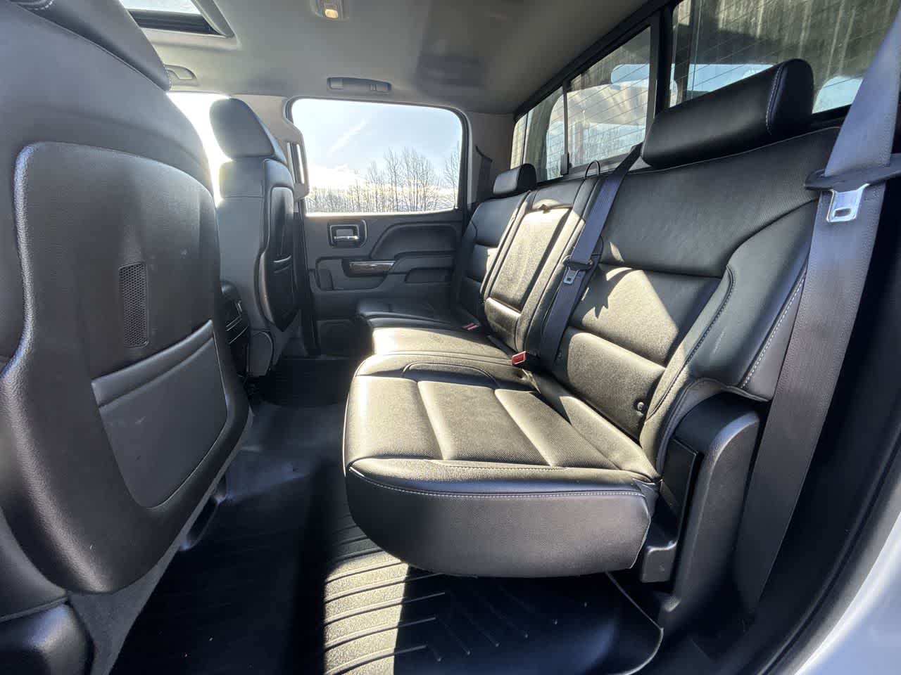 Thumbnail: 2015 GMC Sierra 3500 - 13