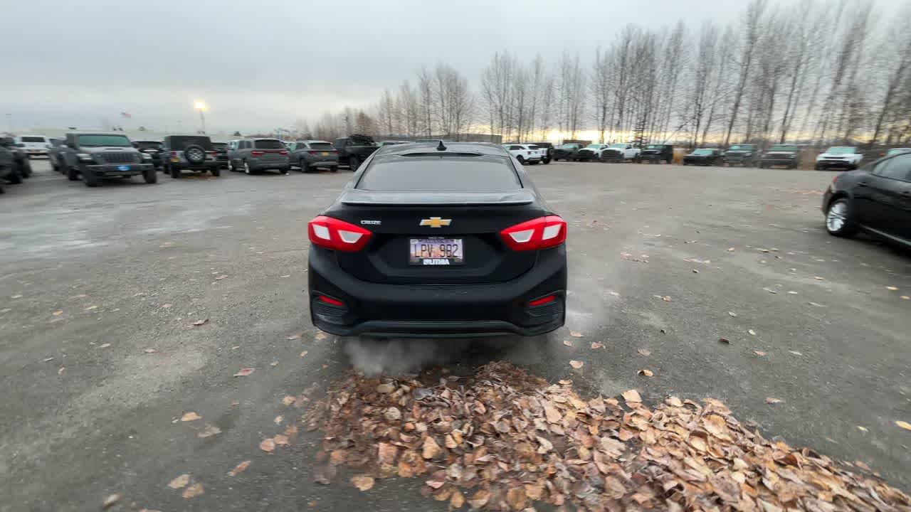 Thumbnail: 2016 Chevrolet Cruze - 12