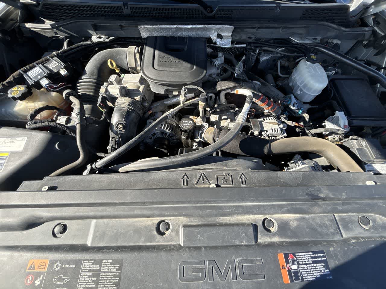 Thumbnail: 2015 GMC Sierra 3500 - 15