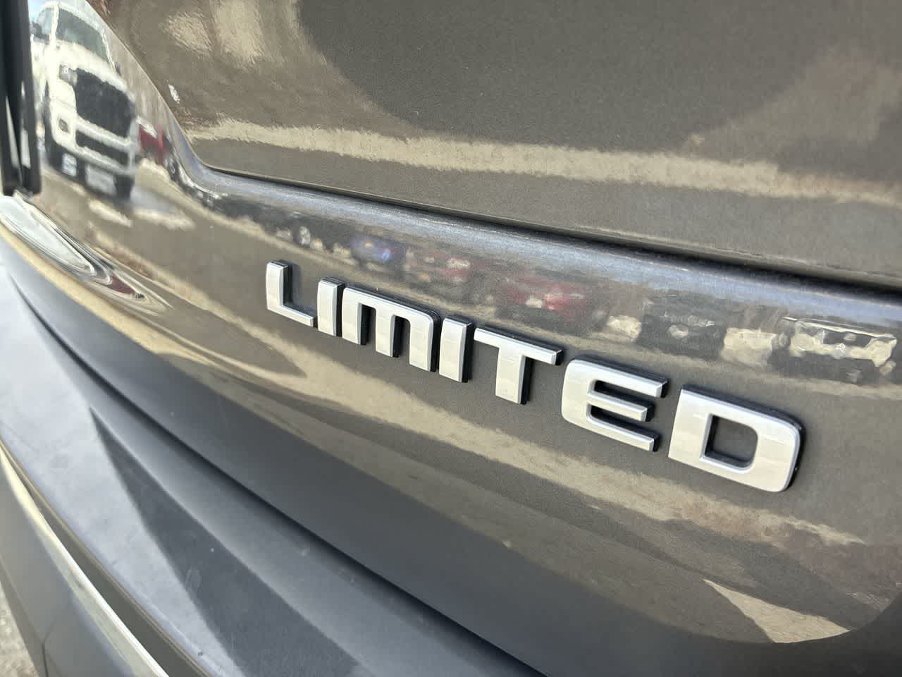 Thumbnail: 2024 Jeep Grand Cherokee L - 11