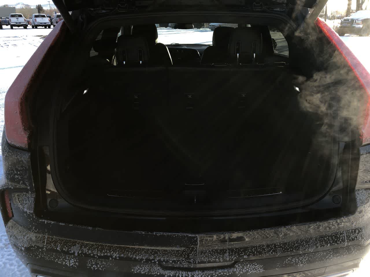 Thumbnail: 2024 Cadillac XT4 - 20