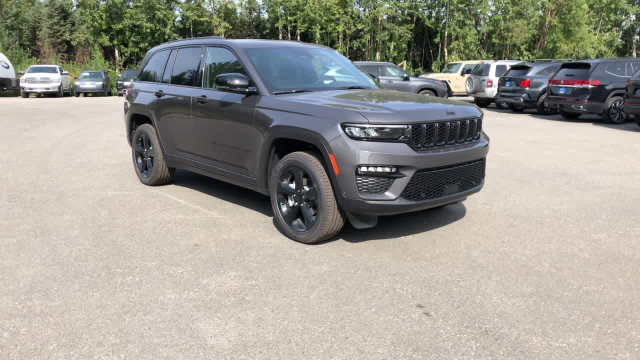 Thumbnail: 2025 Jeep Grand Cherokee - 2