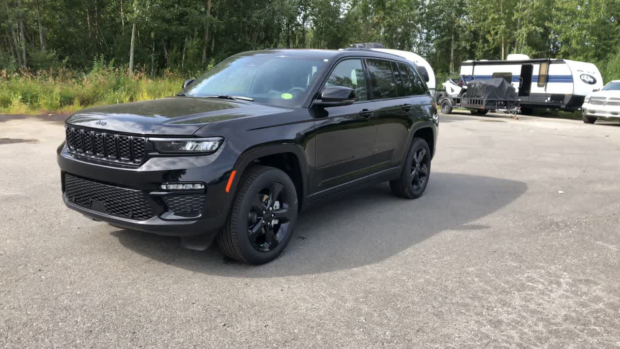 Thumbnail: 2025 Jeep Grand Cherokee - 5