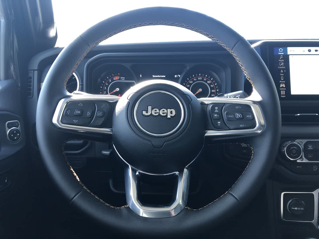 Thumbnail: 2025 Jeep Wrangler - 25