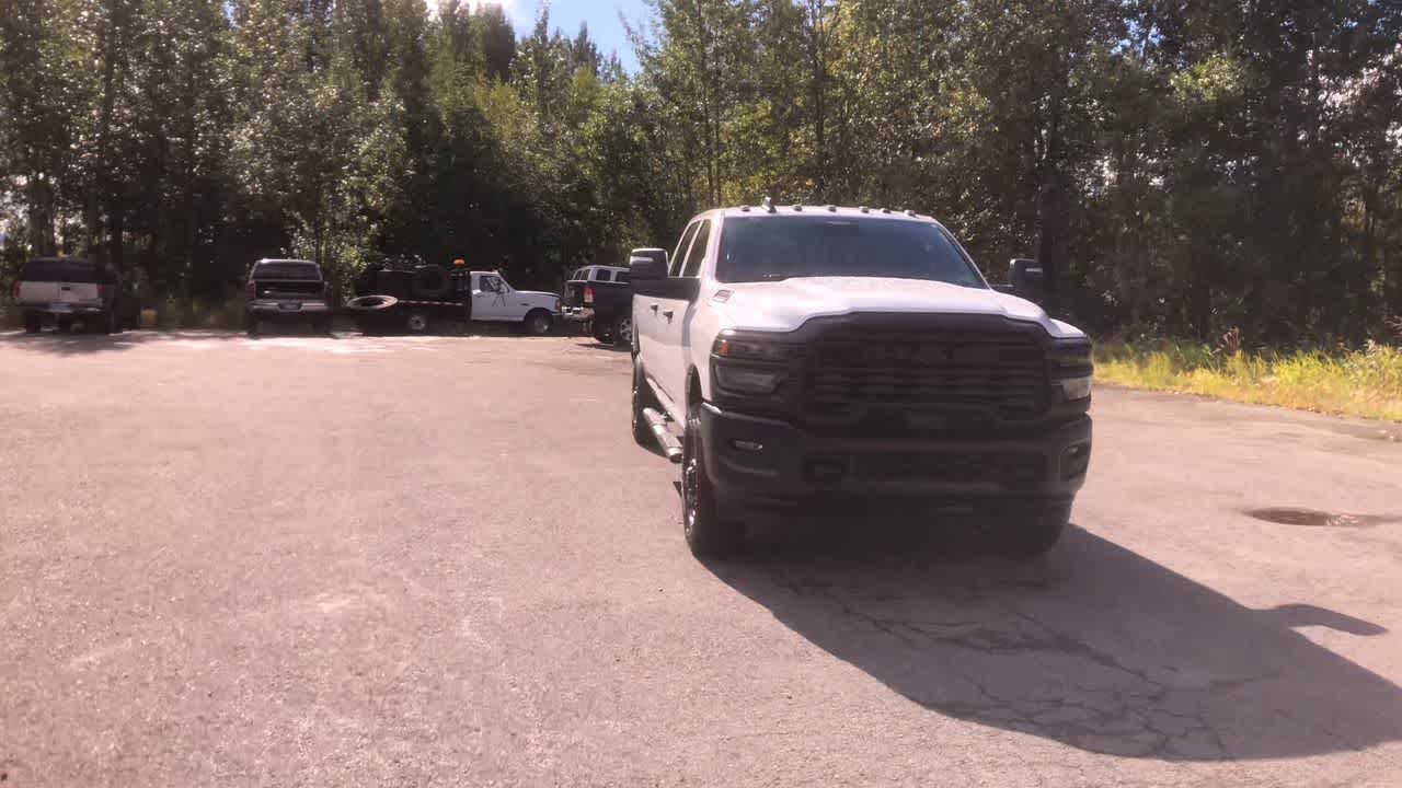 2026 Ram 3500 Tradesman photo 4