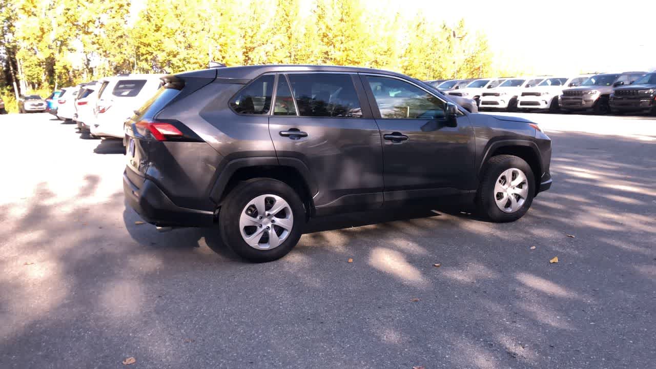 Thumbnail: 2024 Toyota RAV4 - 15