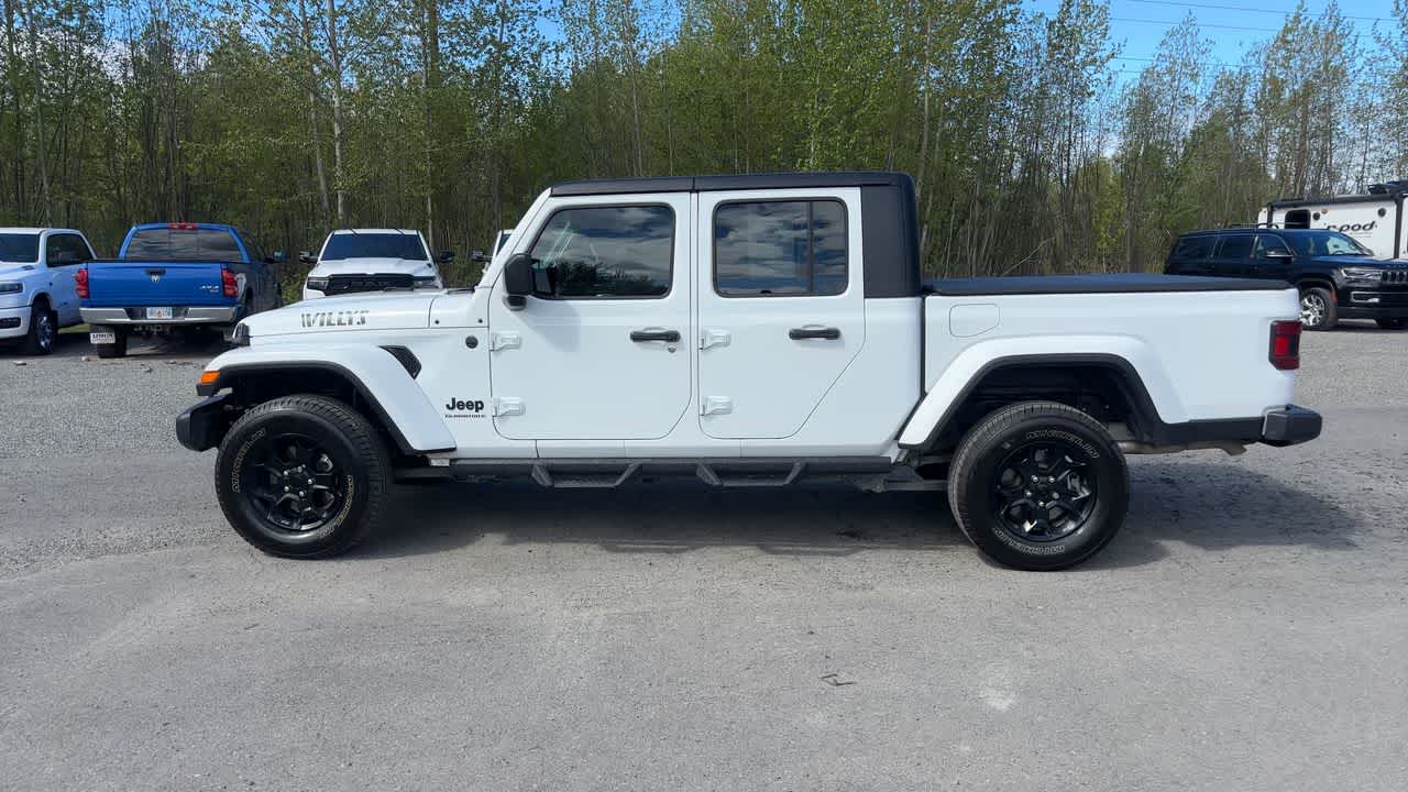 Thumbnail: 2023 Jeep Gladiator - 8